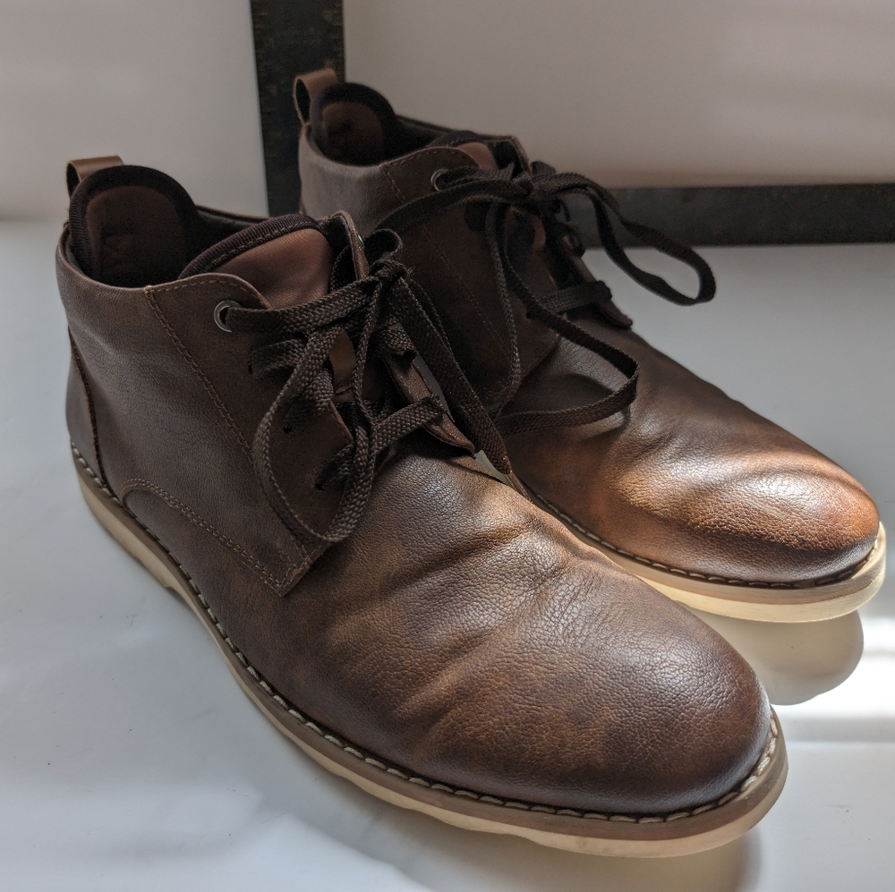 Steve Madden boot